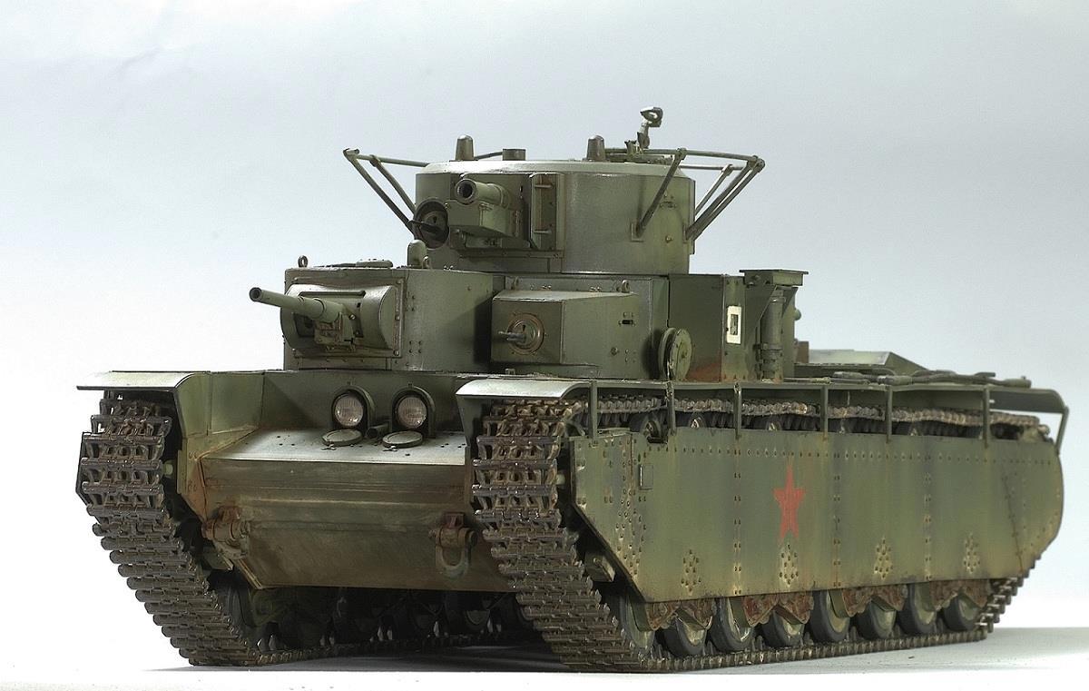 Танк Т-35 с пятью башнями